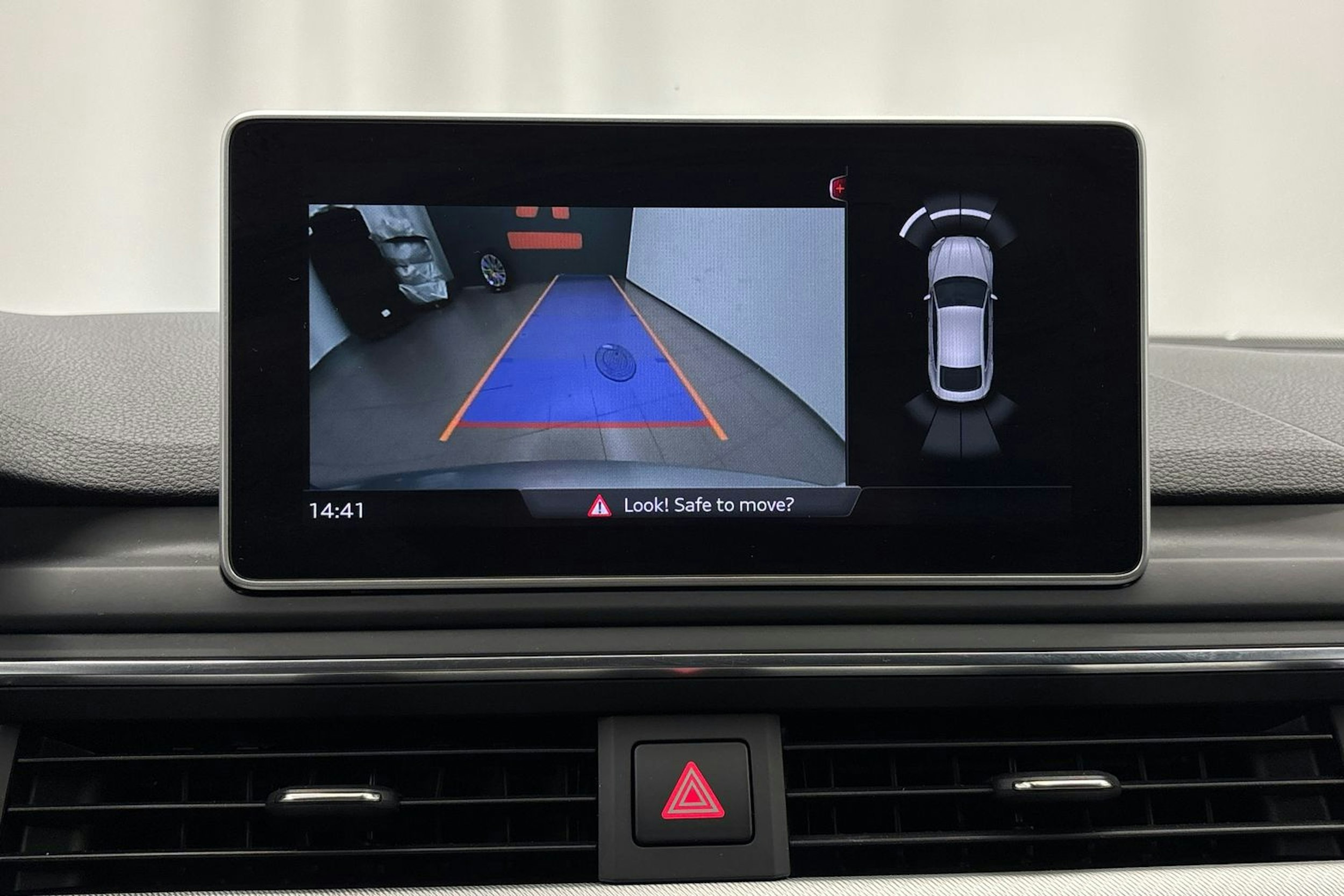 met. hopea Audi A5 2017 kuva 24.