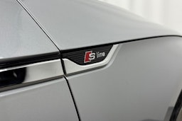 met. hopea Audi A5 2017 kuva 28.