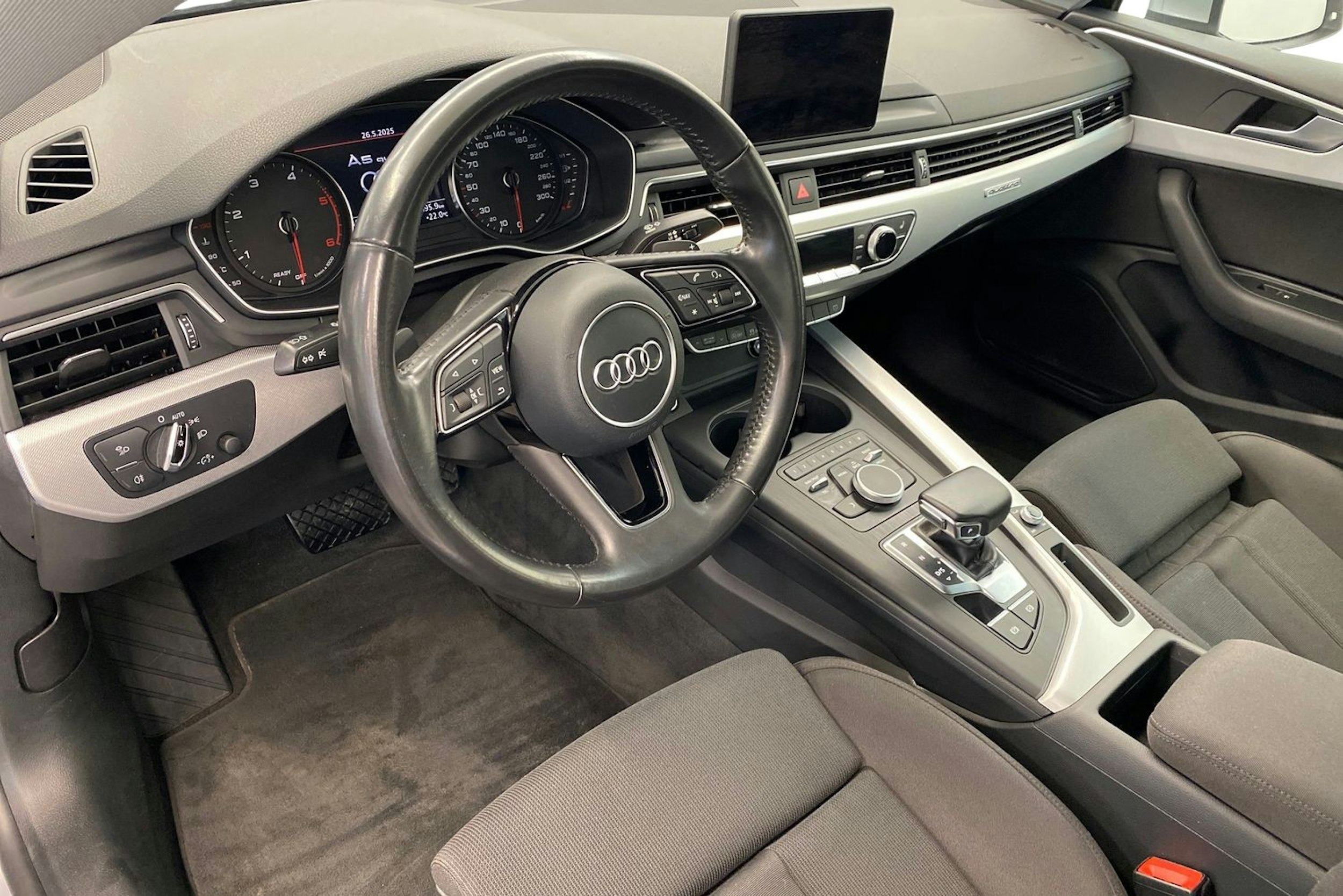 hopea Audi A5 2017 kuva 7.