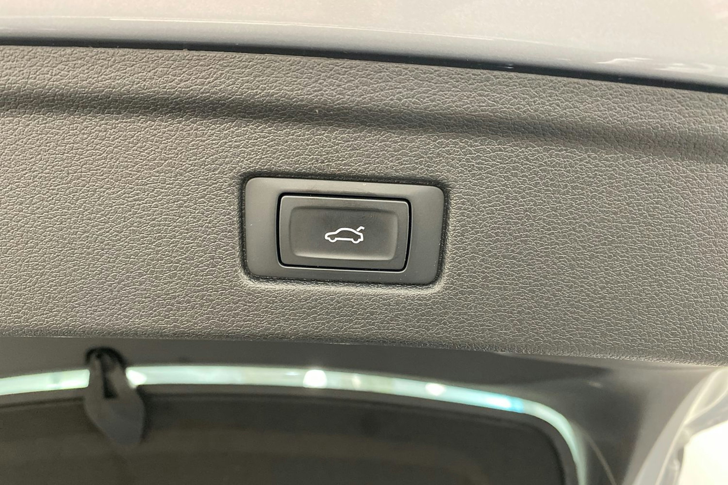 hopea Audi A5 2017 kuva 32.