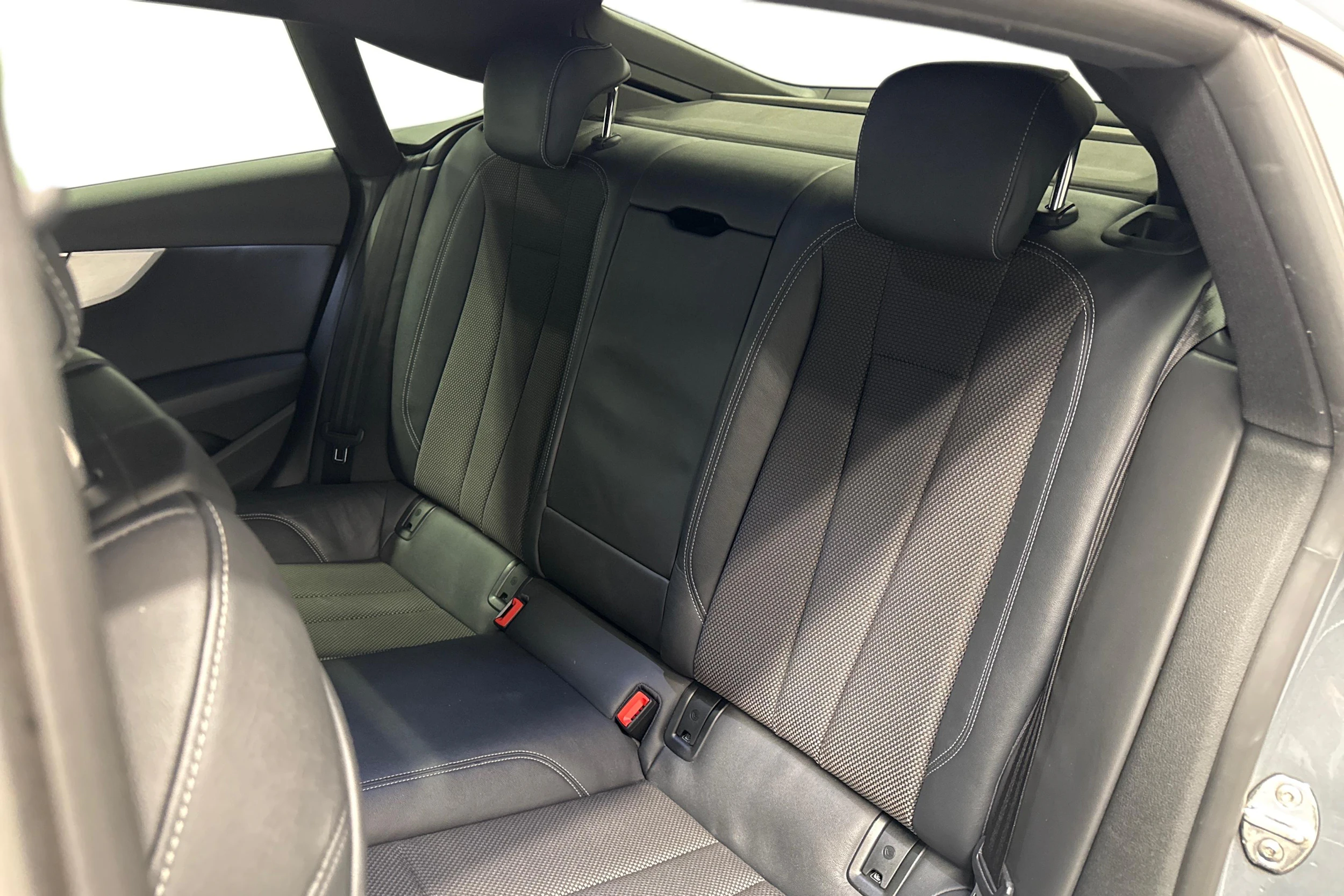 harmaa Audi A5 2017 kuva 8.