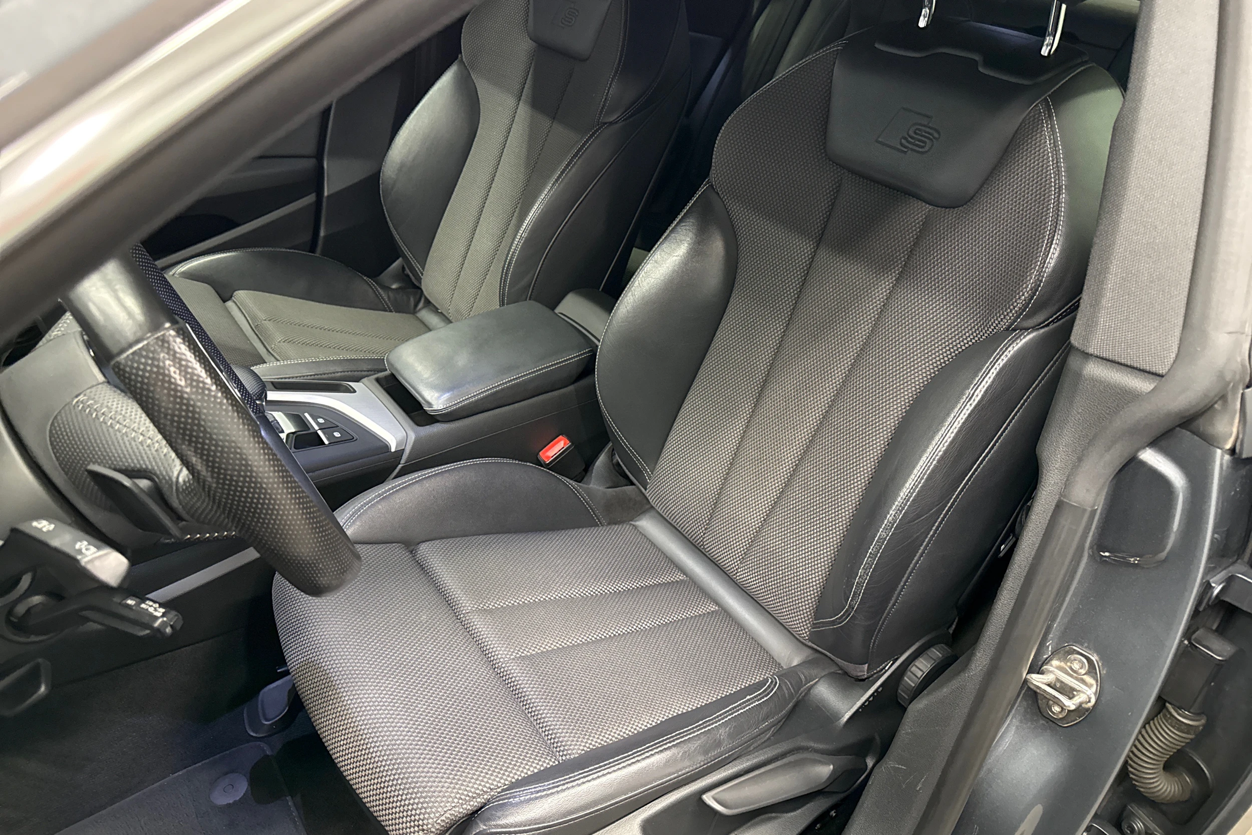 harmaa Audi A5 2017 kuva 11.