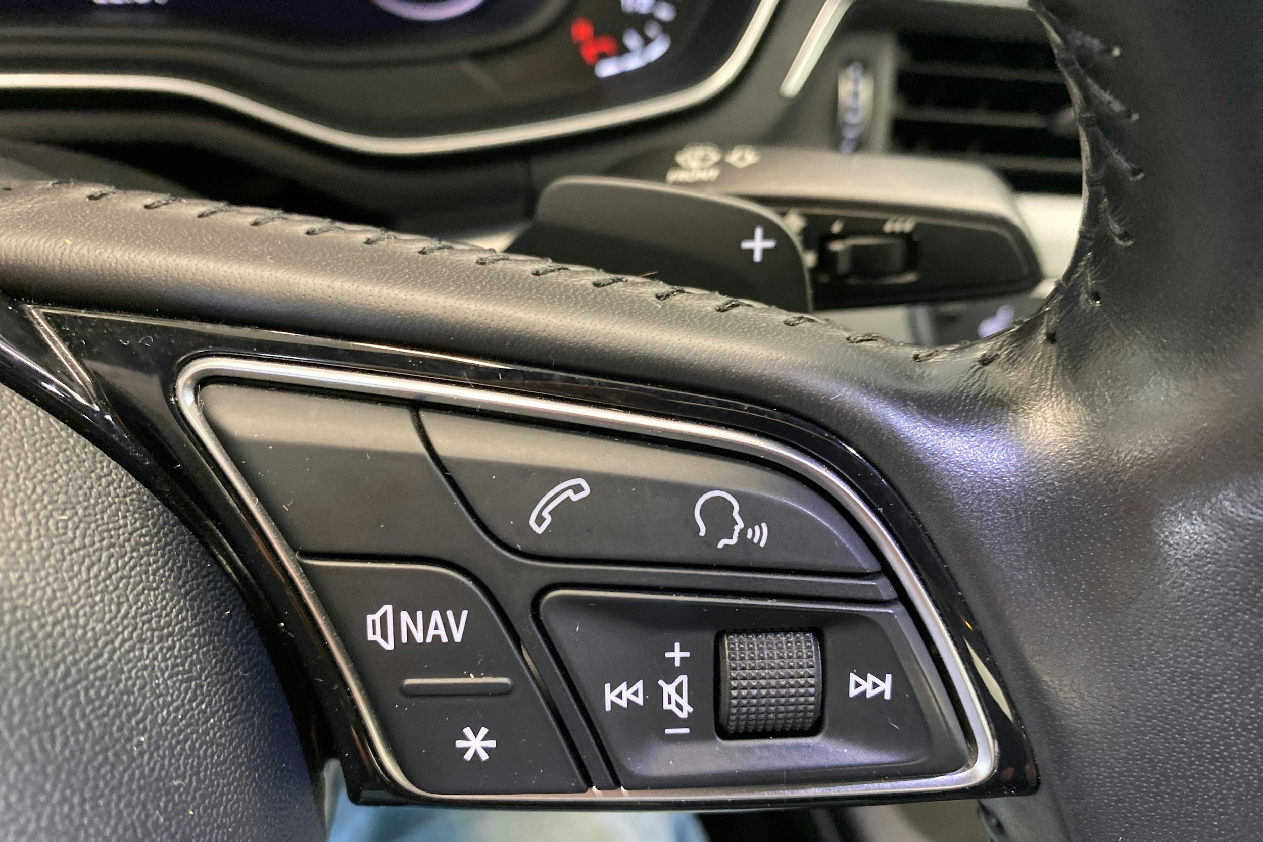 musta Audi A5 2017 kuva 19.