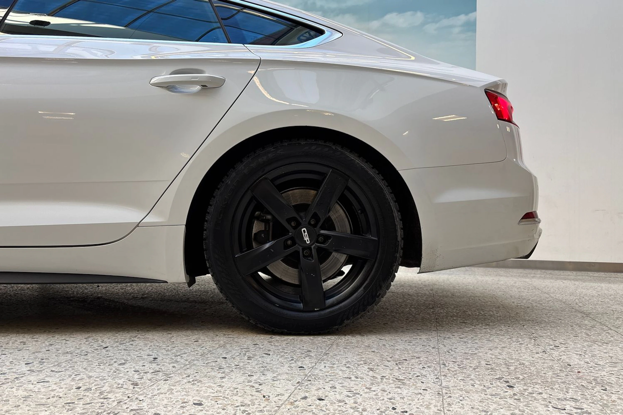 valkoinen Audi A5 2017 kuva 10.