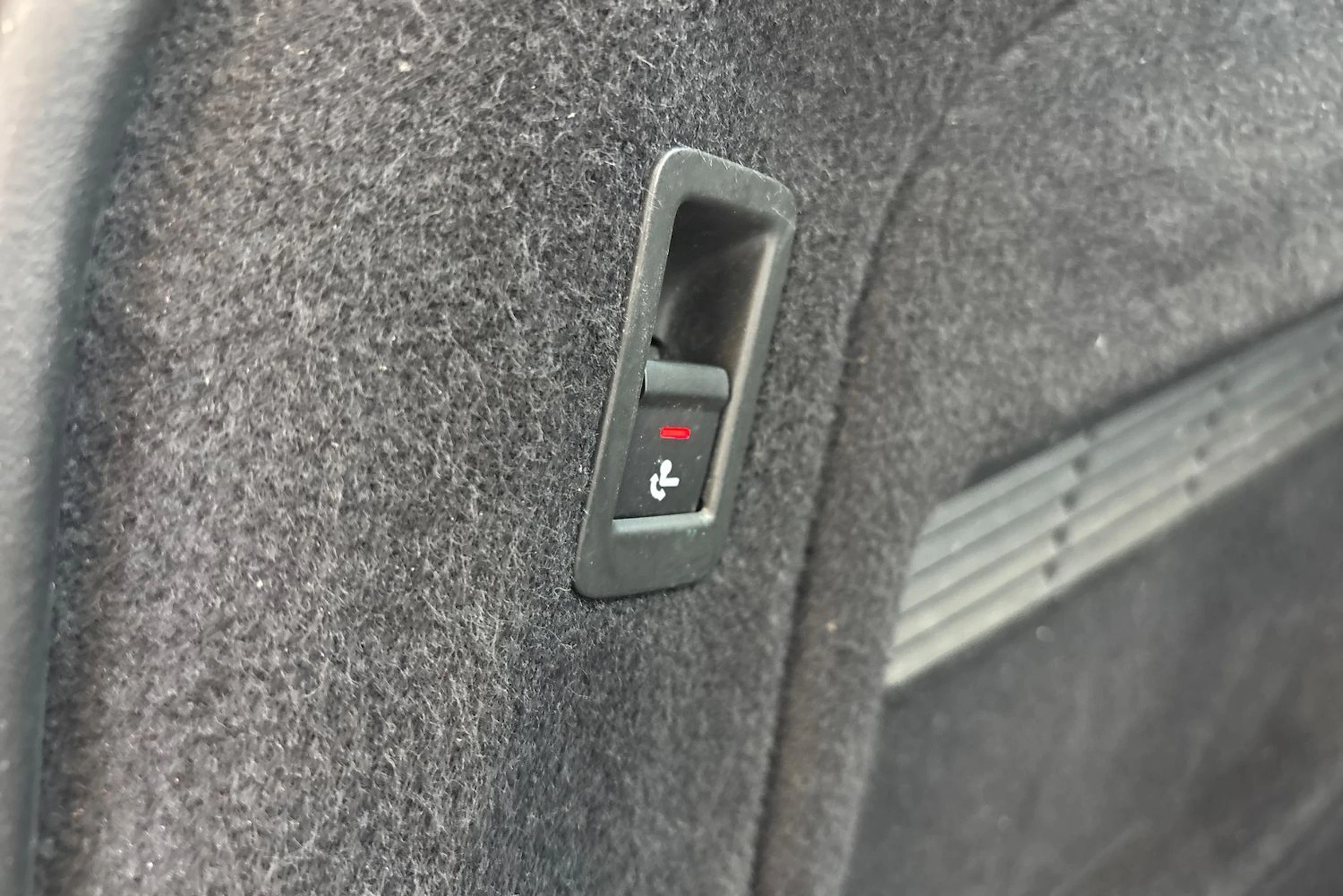 valkoinen Audi A5 2017 kuva 13.