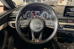 valkoinen Audi A5 2017 kuva 17.