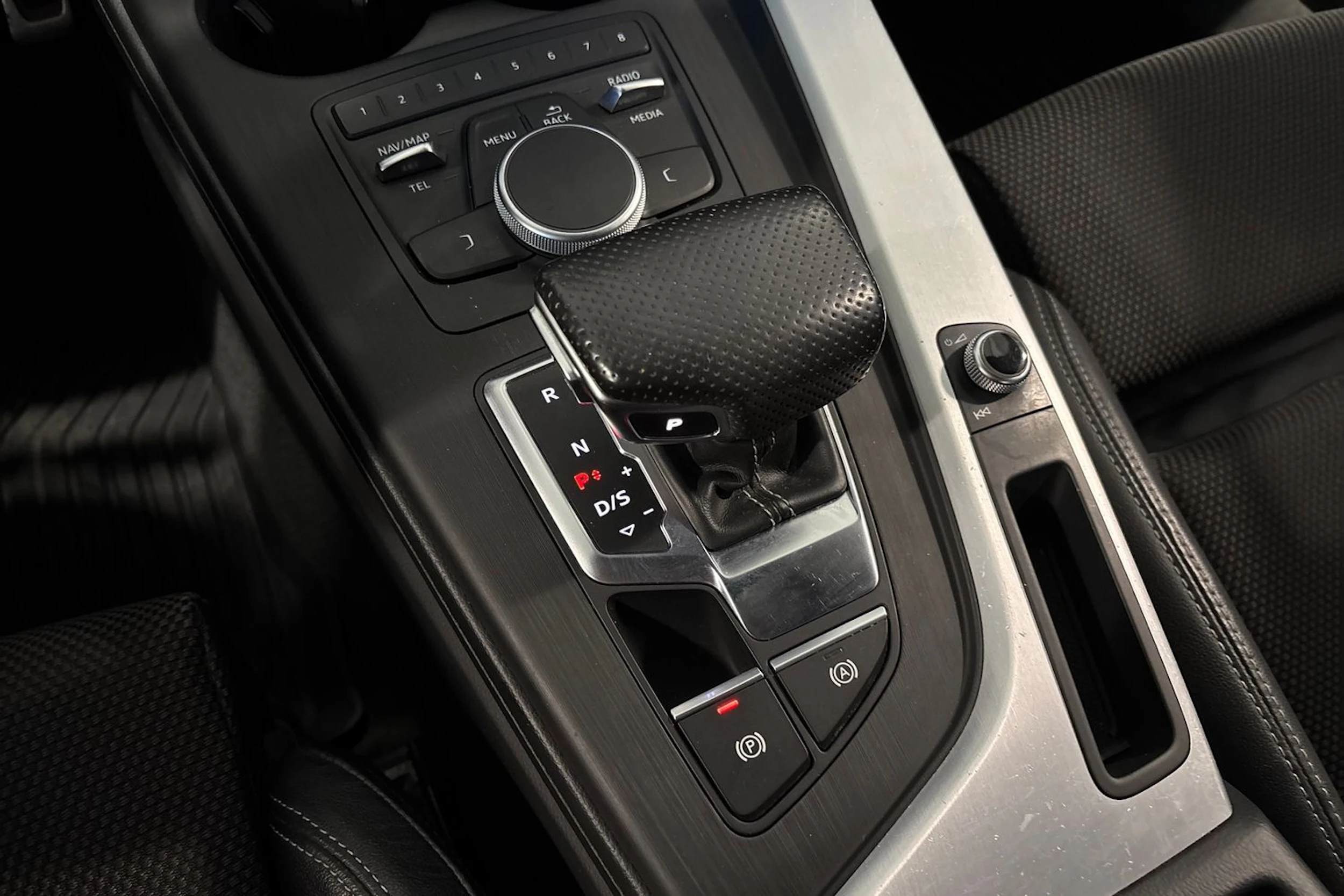 valkoinen Audi A5 2017 kuva 21.