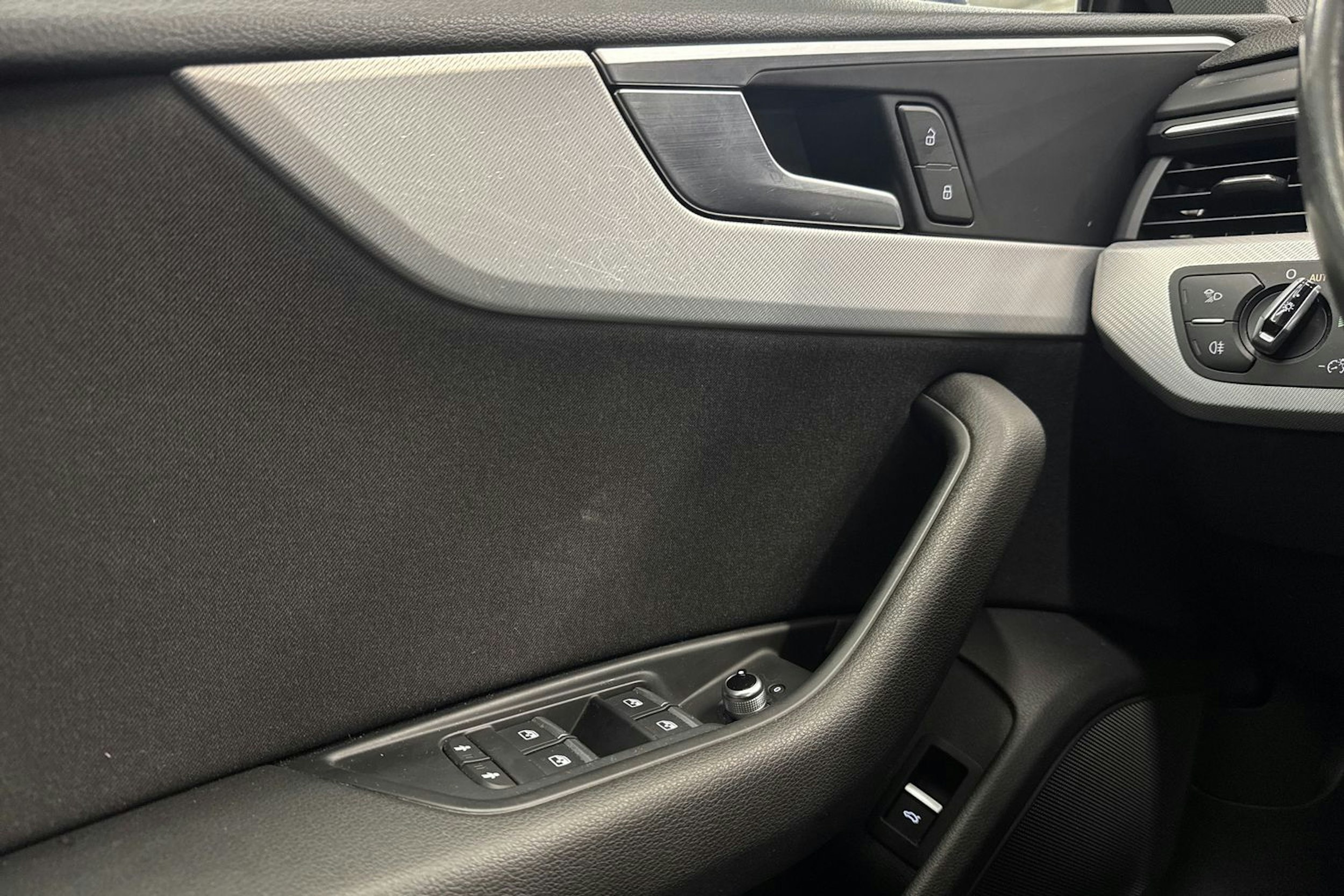 Sininen Audi A5 2017 kuva 19.