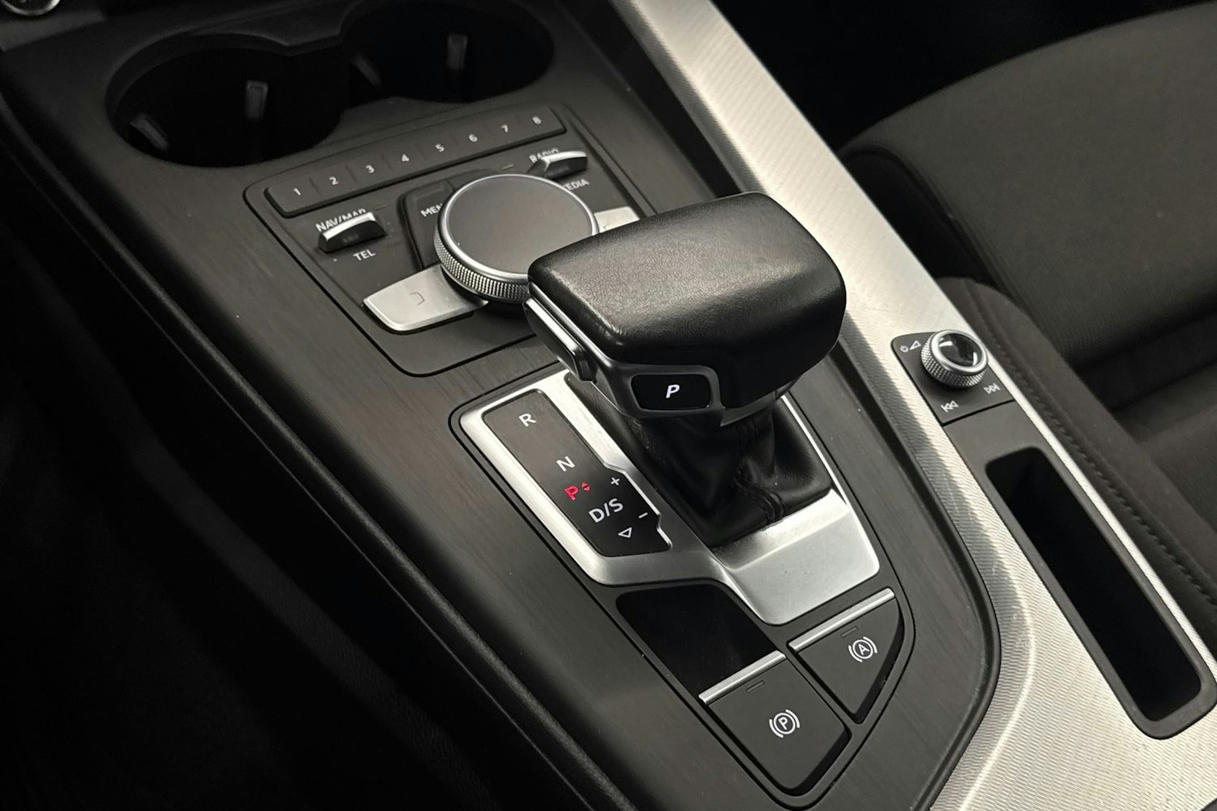 Sininen Audi A5 2017 kuva 21.