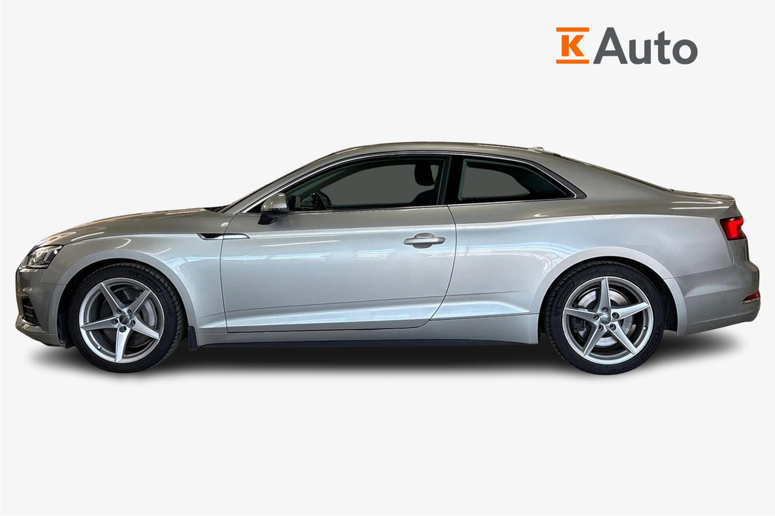 Hopea Audi A5 2017 kuva 5.