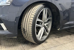 sininen Audi A5 2017 kuva 10.