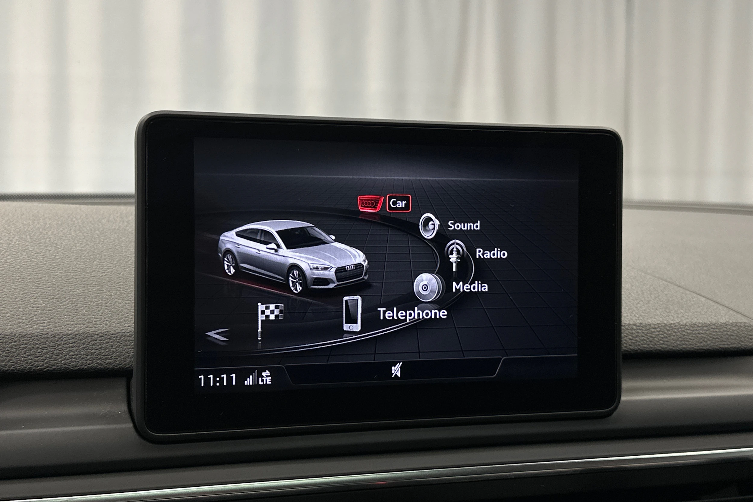 sininen Audi A5 2017 kuva 17.