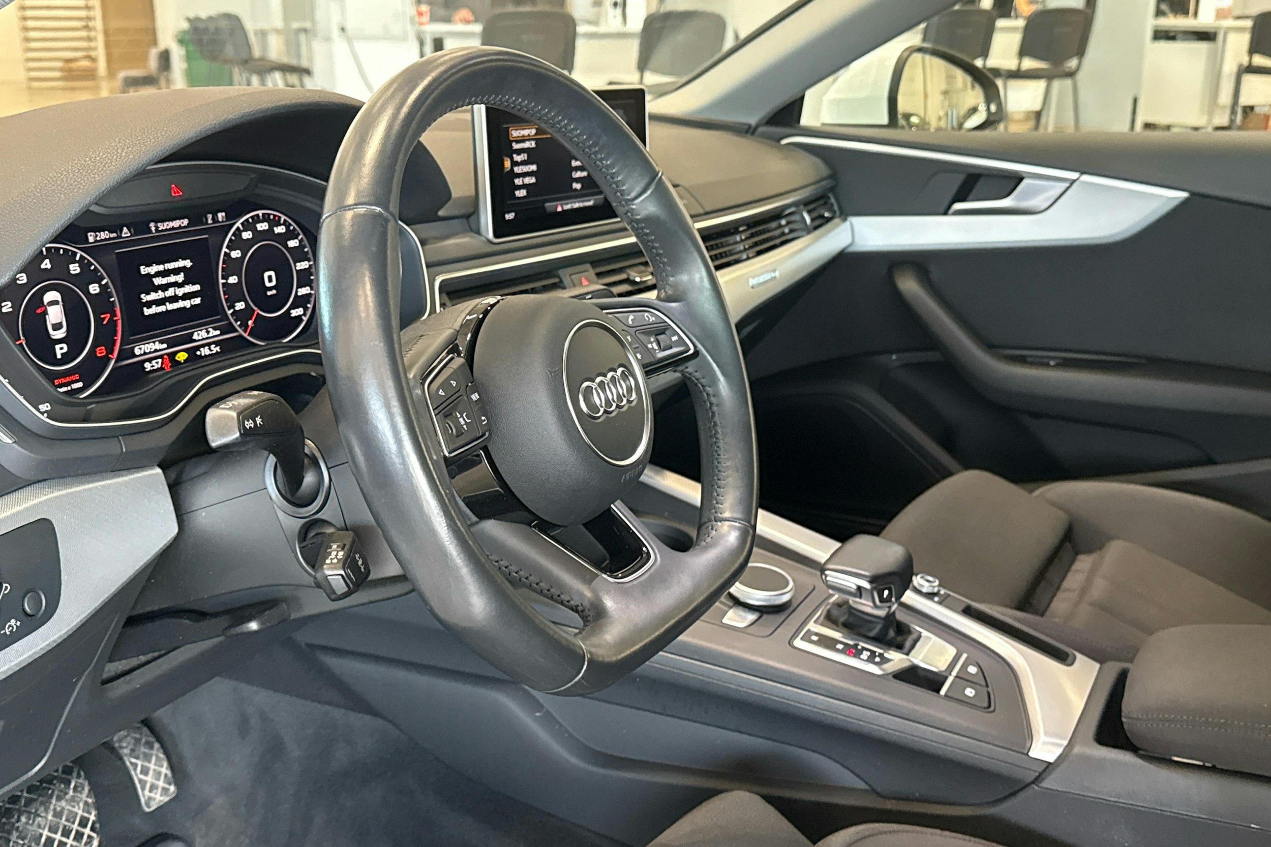 valkoinen Audi A5 2017 kuva 6.