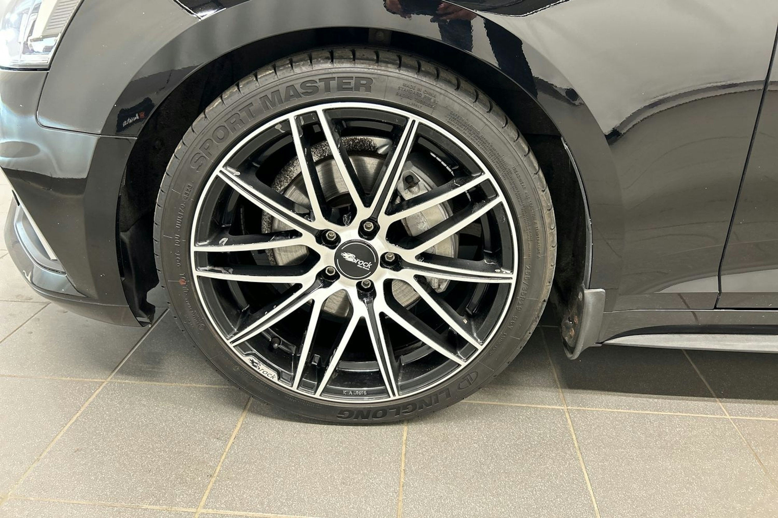 musta Audi A5 2018 kuva 9.