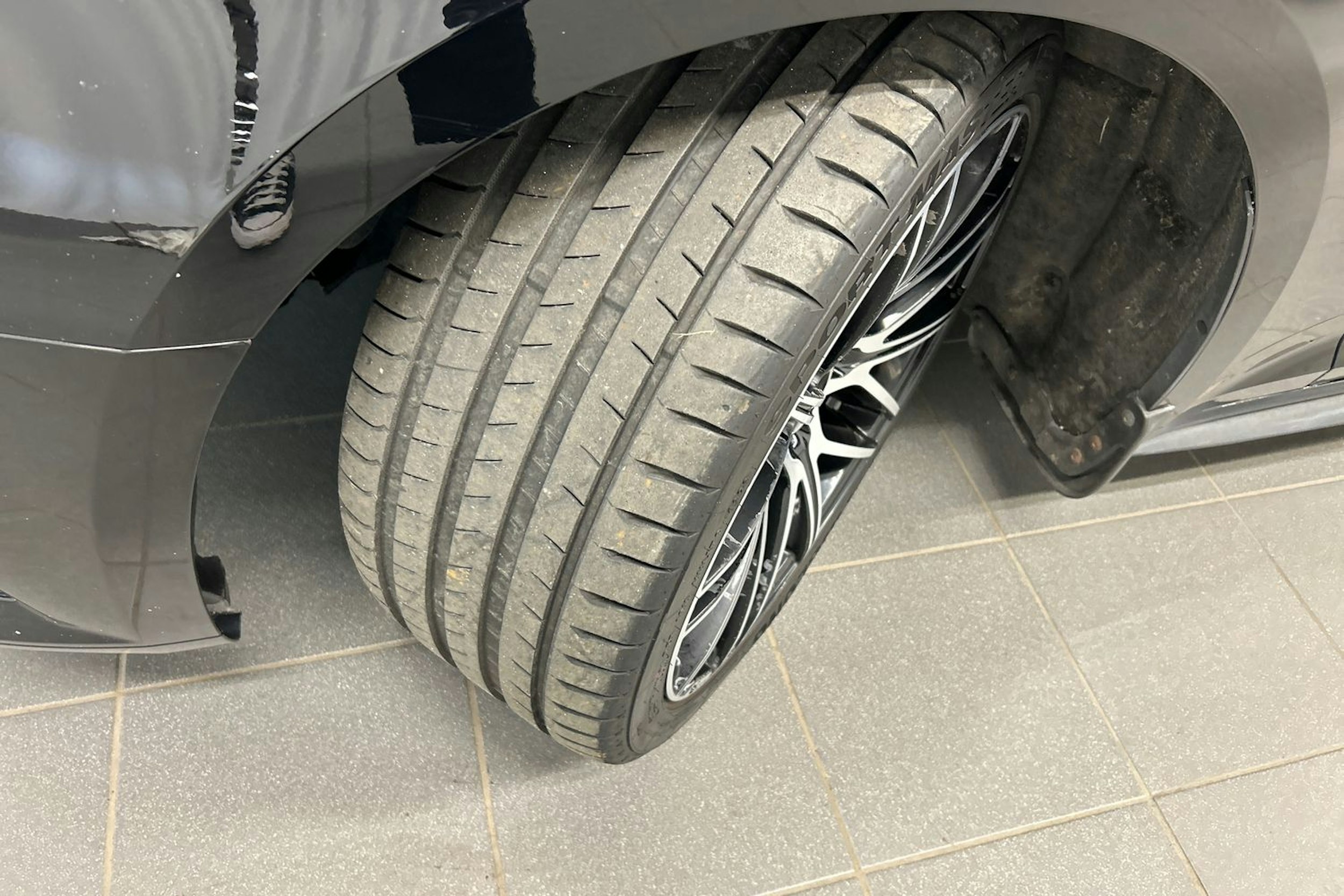 musta Audi A5 2018 kuva 10.