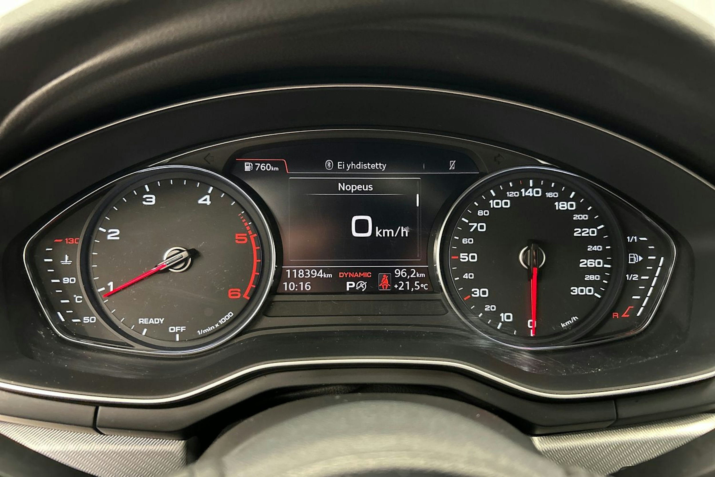 musta Audi A5 2018 kuva 16.