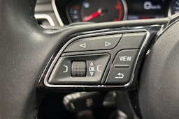 musta Audi A5 2018 kuva 17.