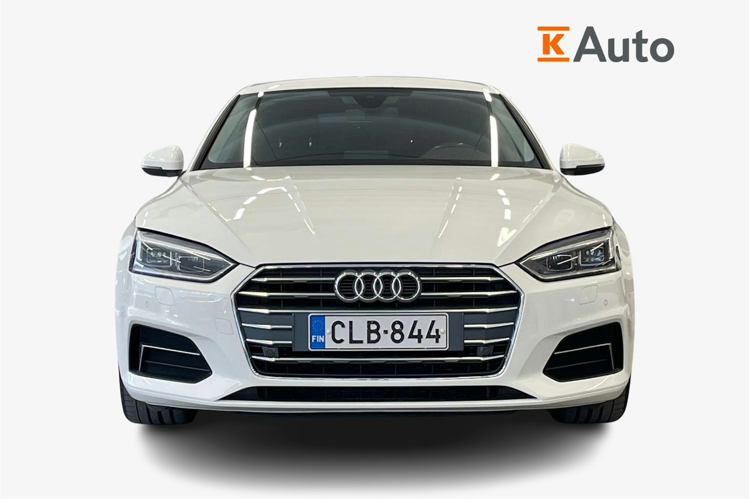 valkoinen Audi A5 2018 kuva 5.