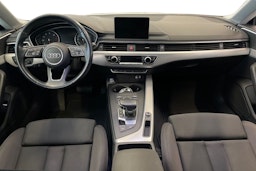 valkoinen Audi A5 2018 kuva 9.