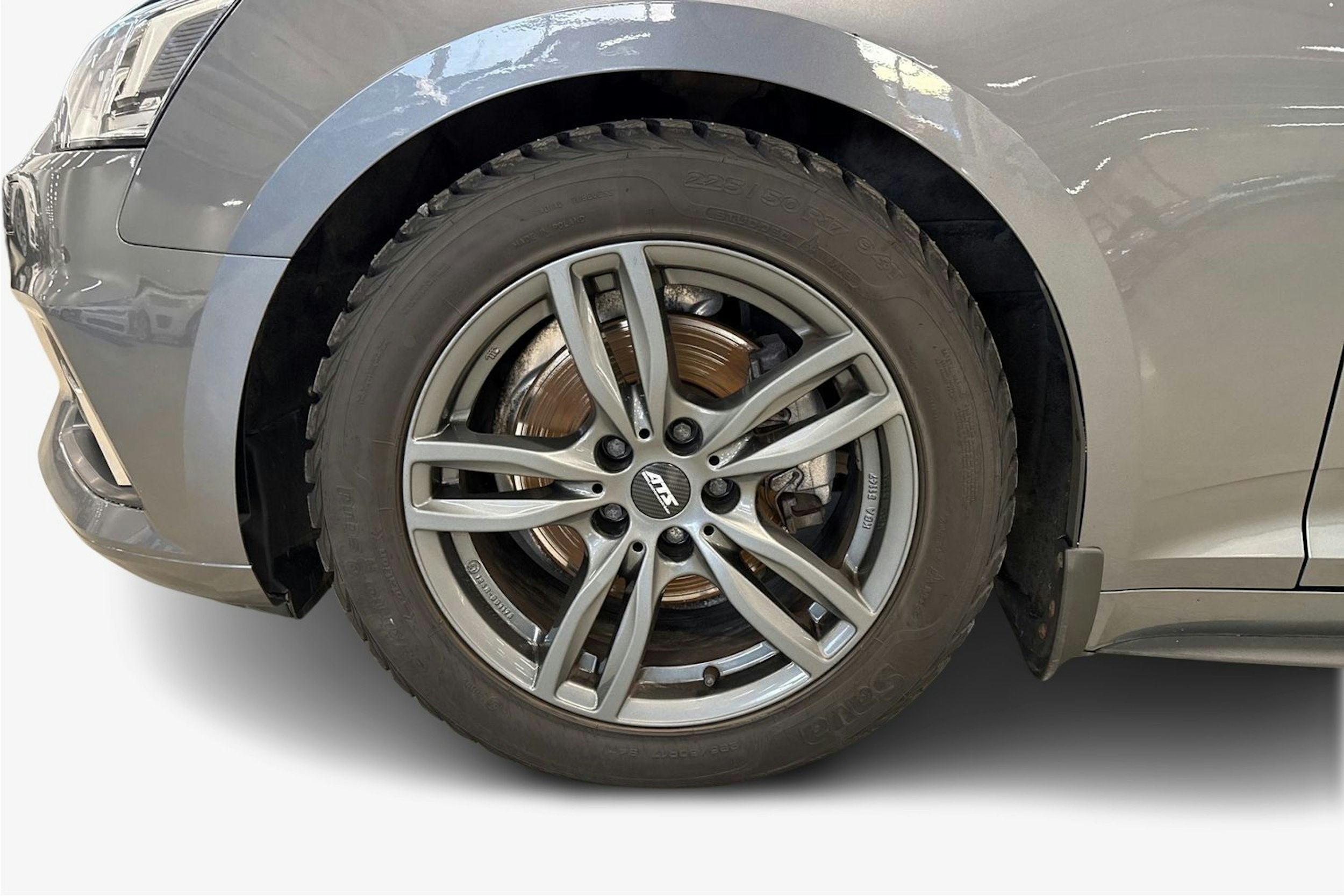 harmaa Audi A5 2018 kuva 11.