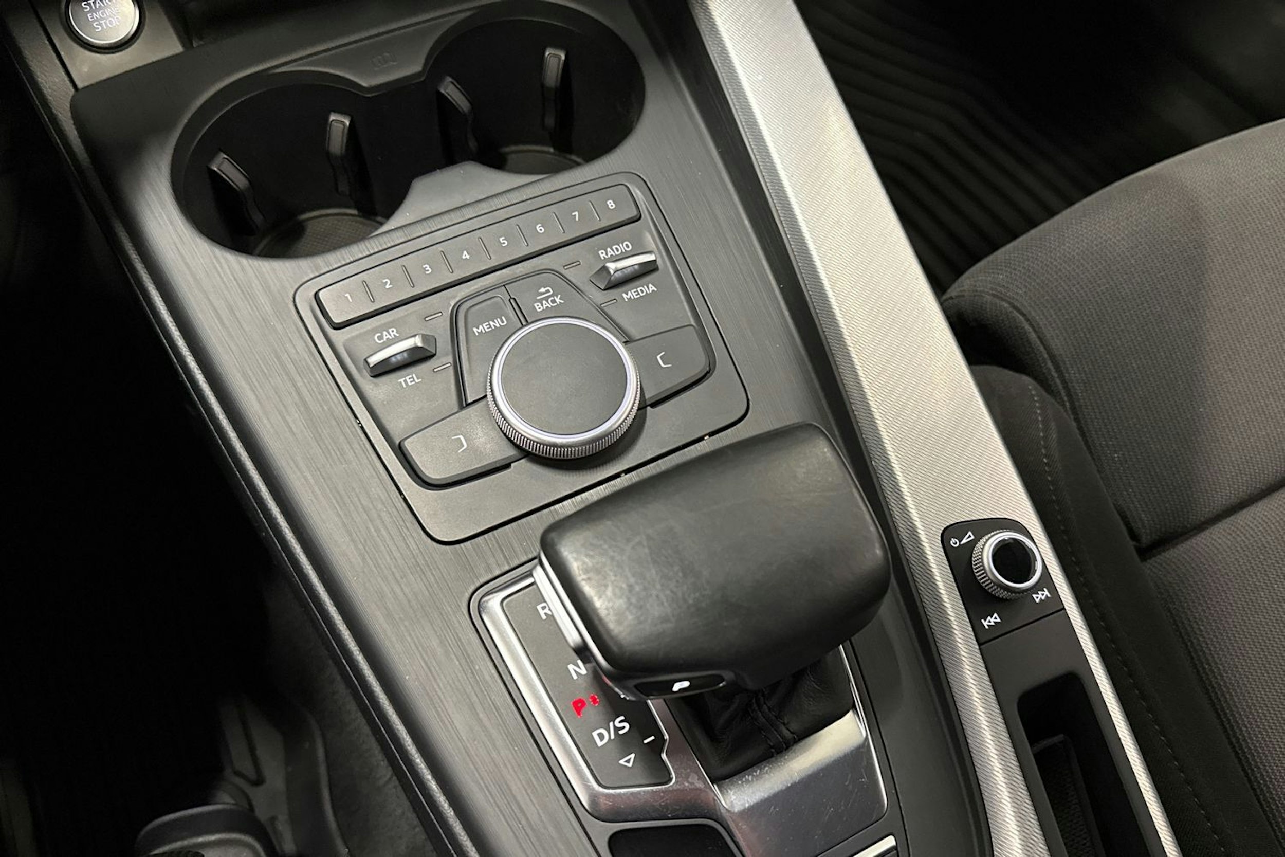 harmaa Audi A5 2018 kuva 28.