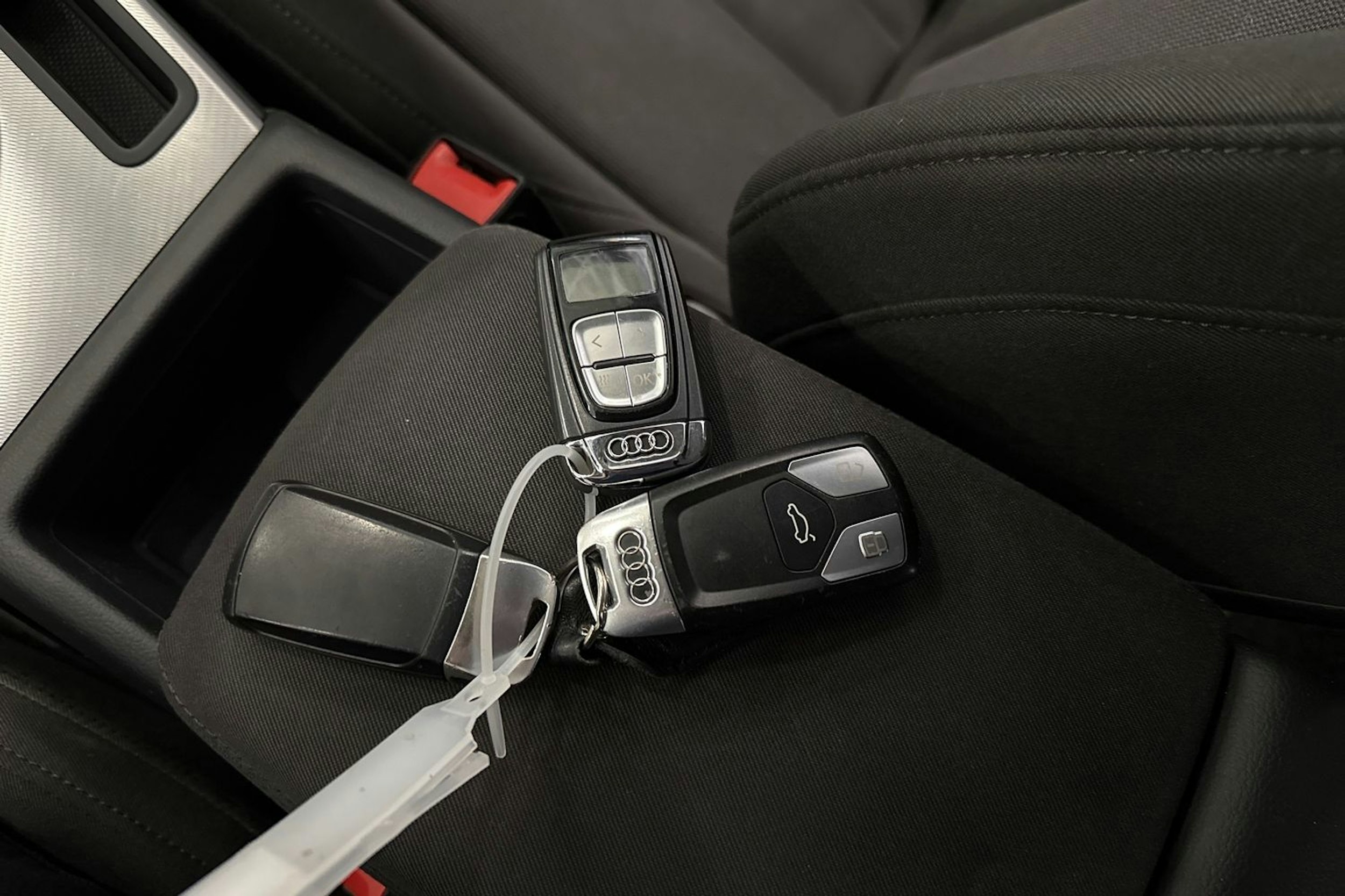 harmaa Audi A5 2018 kuva 29.