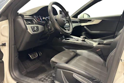 Valkoinen Audi A5 2018 kuva 6.