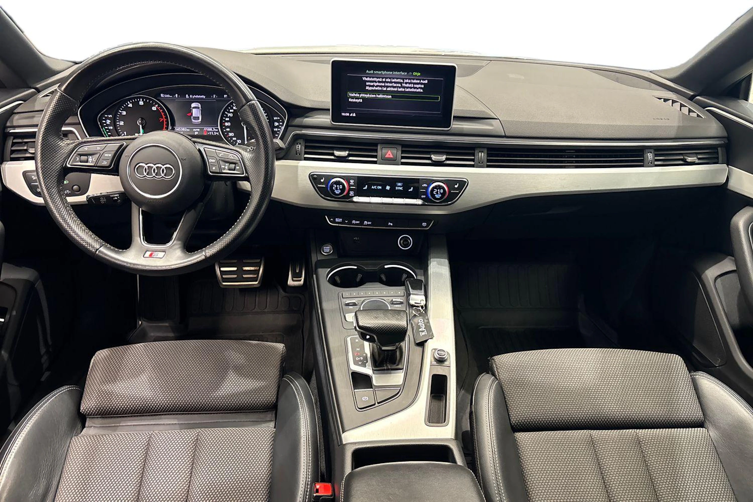 Valkoinen Audi A5 2018 kuva 7.