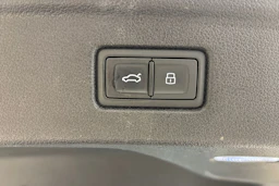 Valkoinen Audi A5 2018 kuva 16.