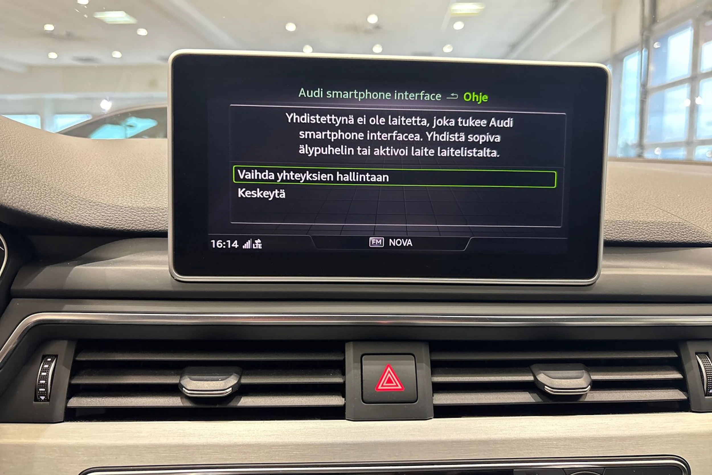 Valkoinen Audi A5 2018 kuva 26.