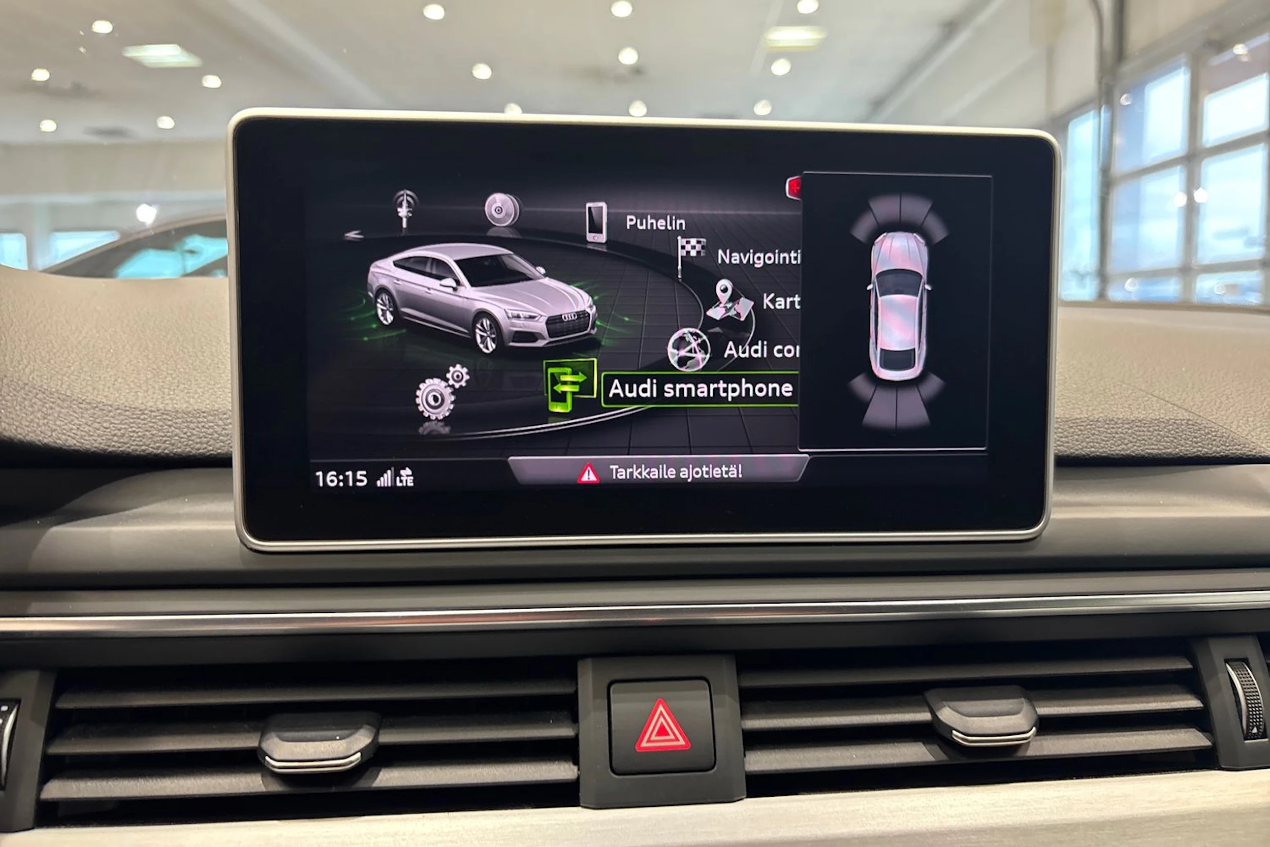 Valkoinen Audi A5 2018 kuva 28.