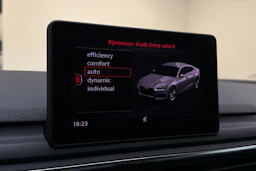 valkoinen Audi A5 2018 kuva 25.