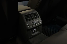 valkoinen Audi A5 2018 kuva 33.