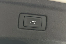 valkoinen Audi A5 2018 kuva 35.