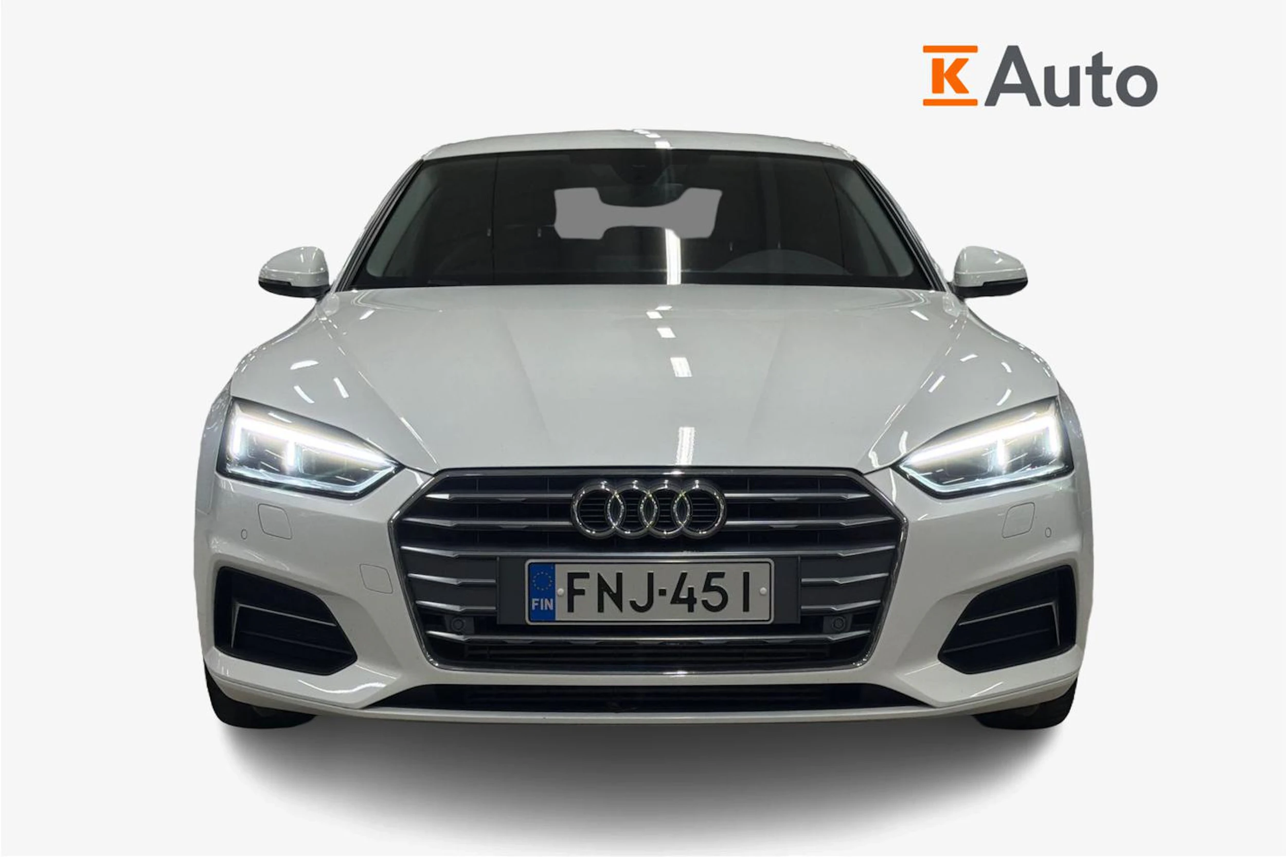 valkoinen Audi A5 2018 kuva 4.