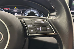 valkoinen Audi A5 2018 kuva 15.