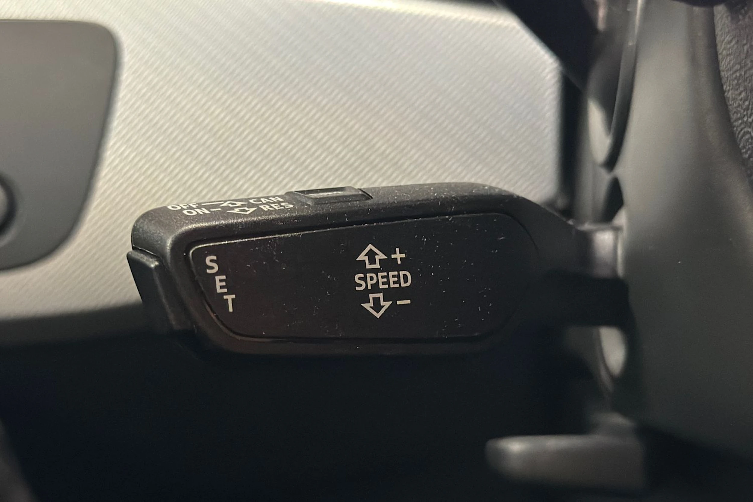 valkoinen Audi A5 2018 kuva 18.