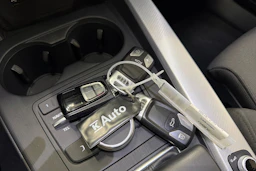 valkoinen Audi A5 2018 kuva 26.