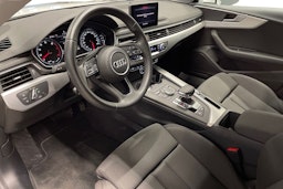 Valkoinen Audi A5 2018 kuva 6.