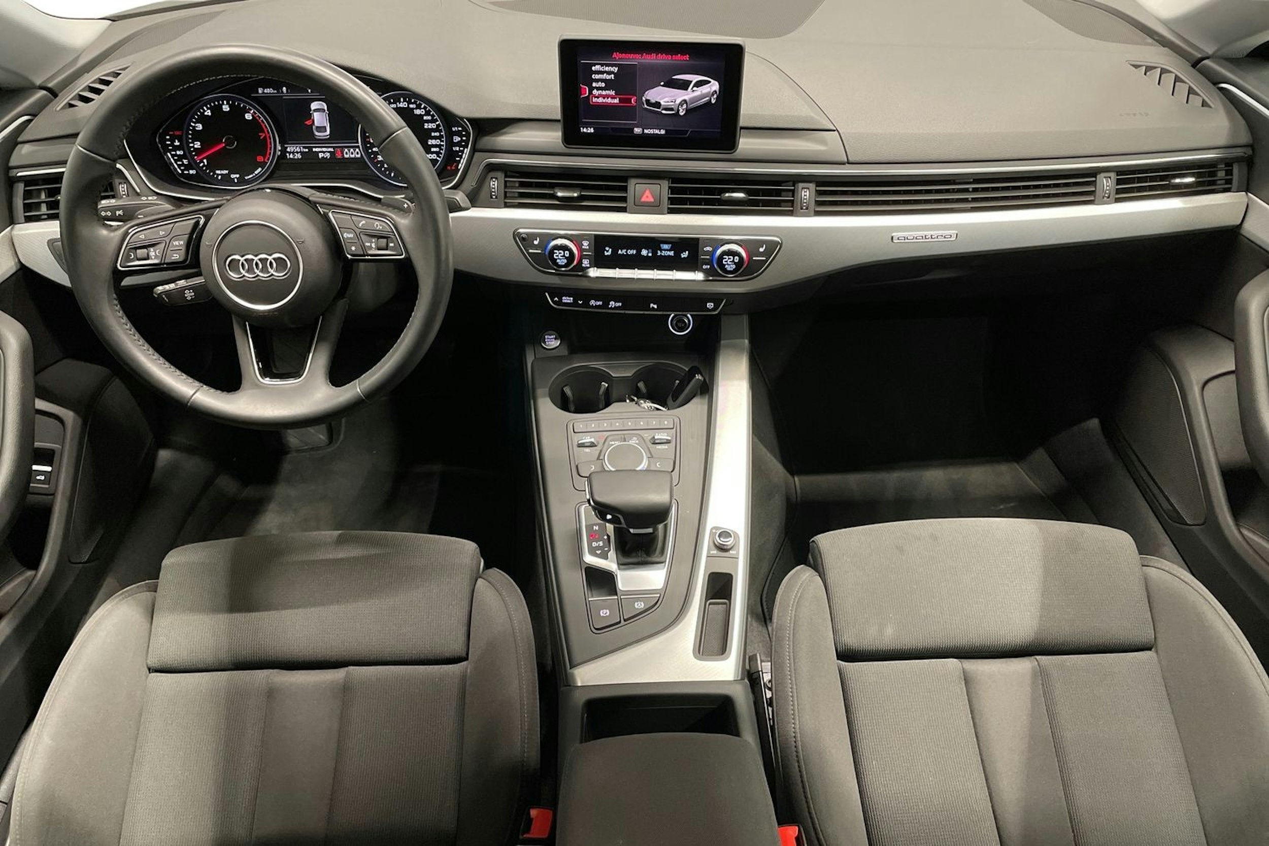 Valkoinen Audi A5 2018 kuva 7.