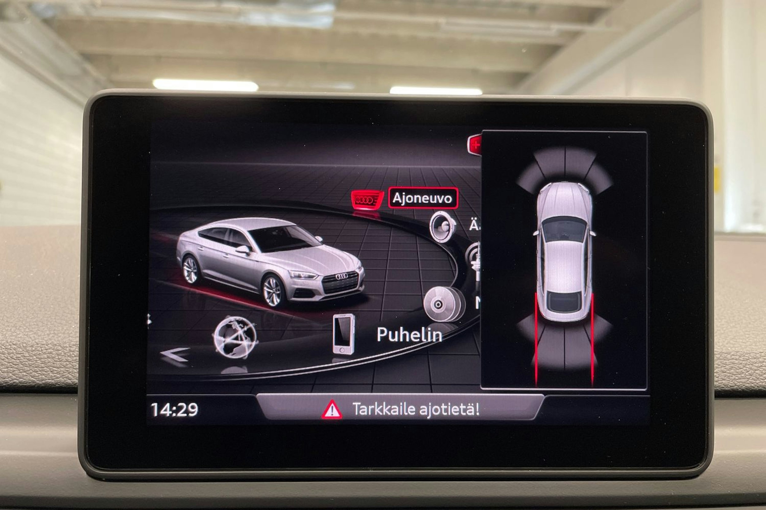 Valkoinen Audi A5 2018 kuva 16.