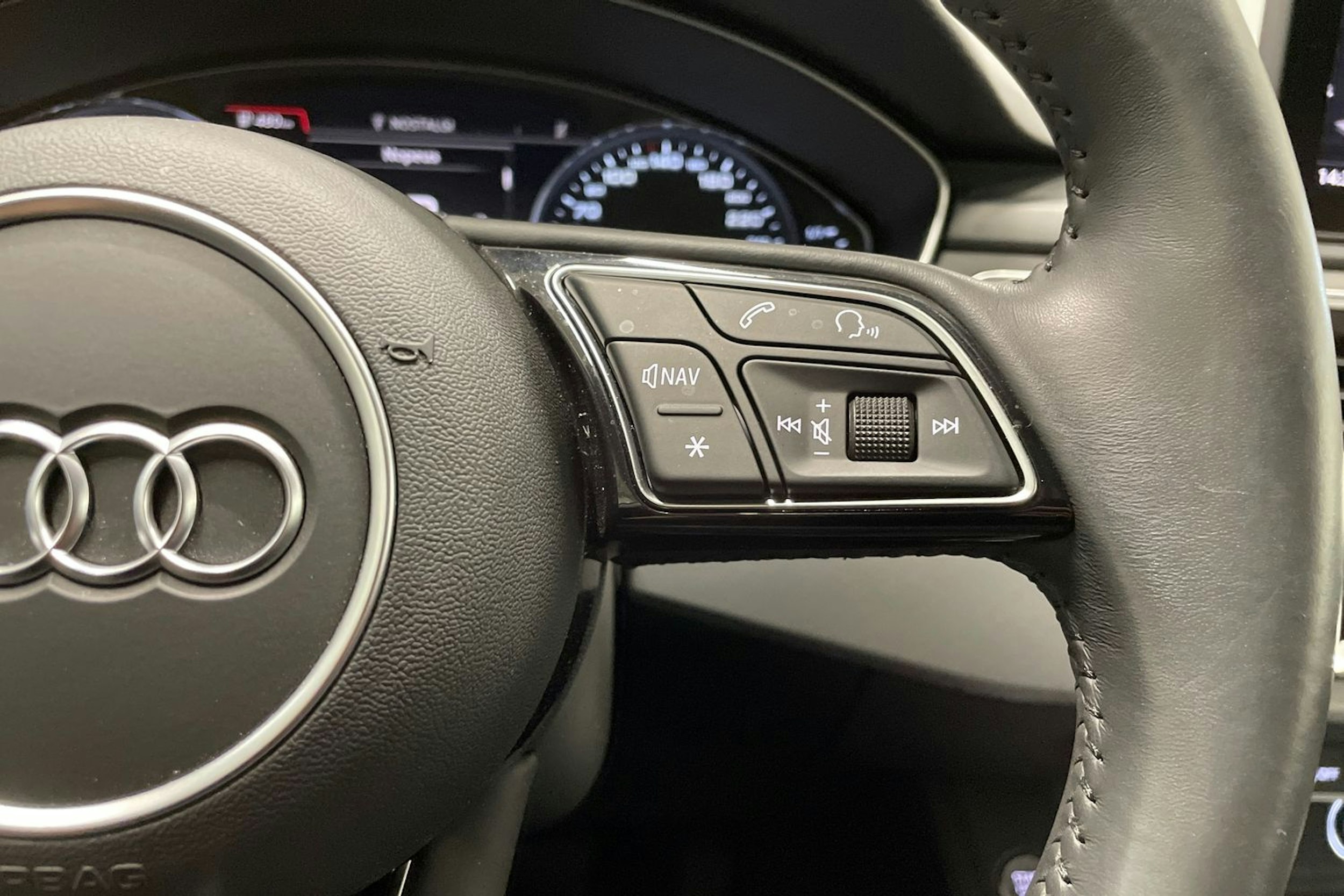 Valkoinen Audi A5 2018 kuva 23.