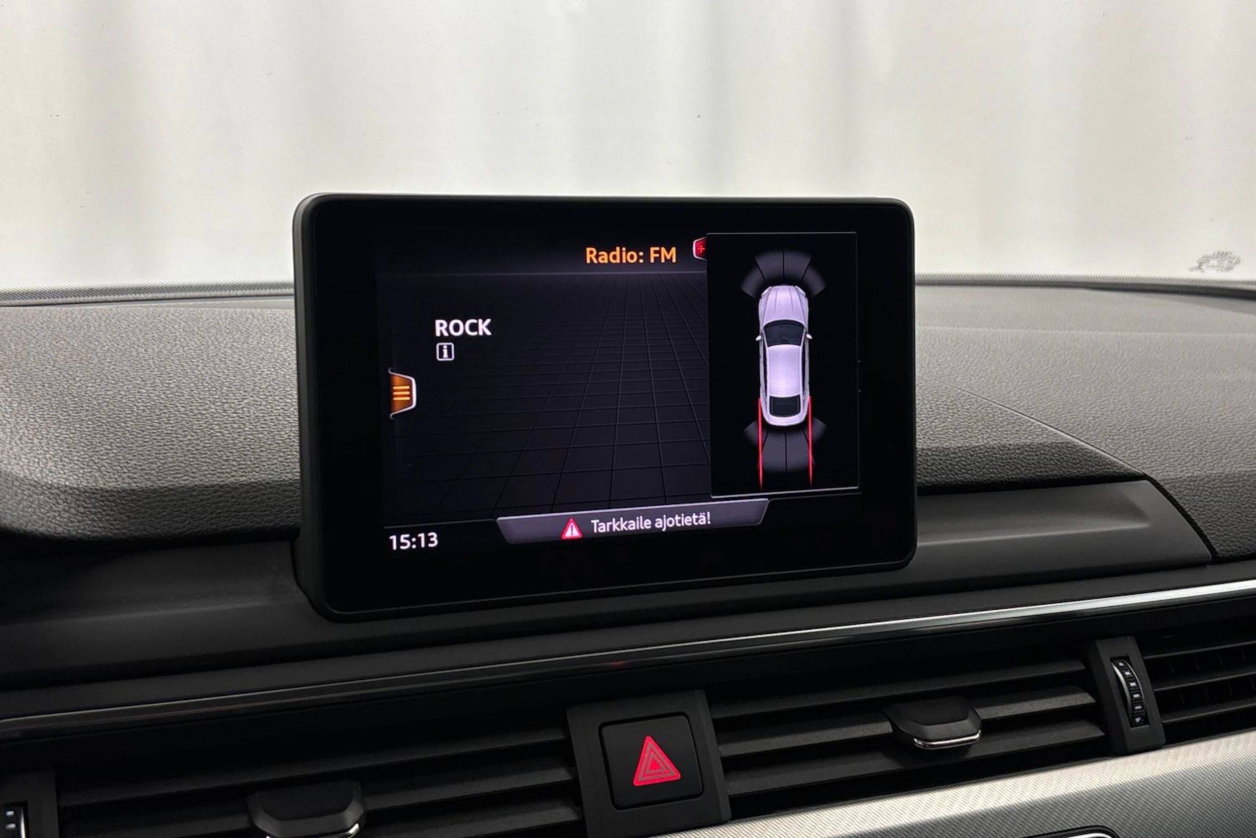 sininen Audi A5 2018 kuva 24.