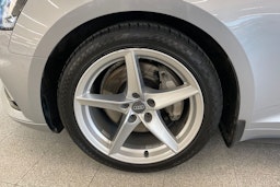 hopea Audi A5 2018 kuva 11.