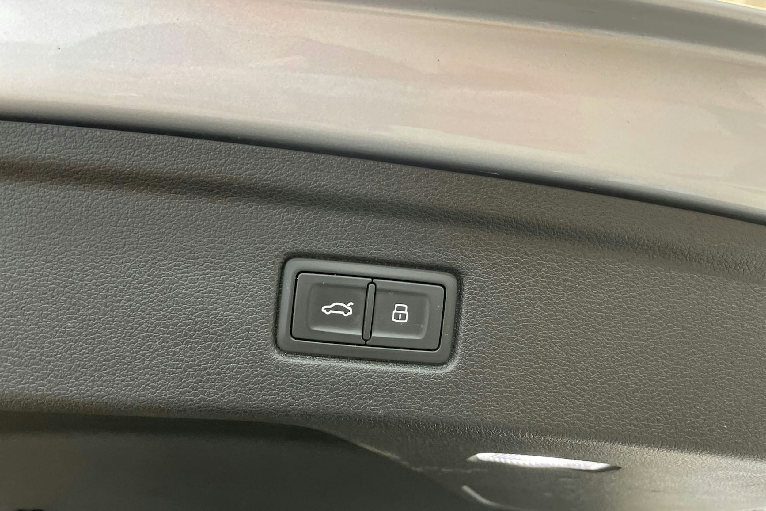 hopea Audi A5 2018 kuva 28.