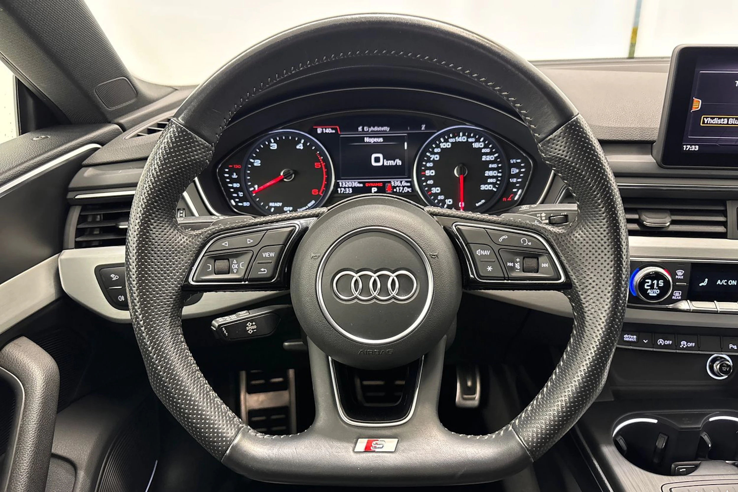 valkoinen Audi A5 2018 kuva 11.