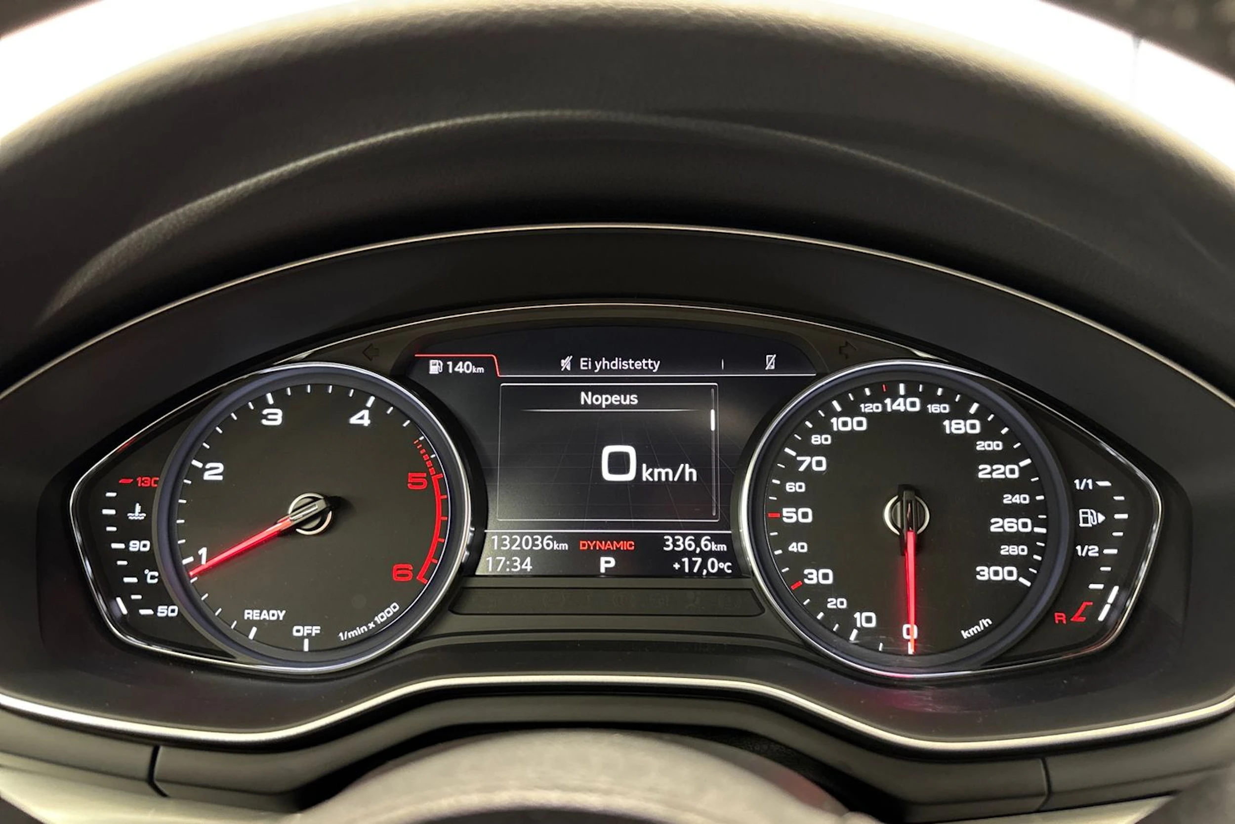 valkoinen Audi A5 2018 kuva 15.
