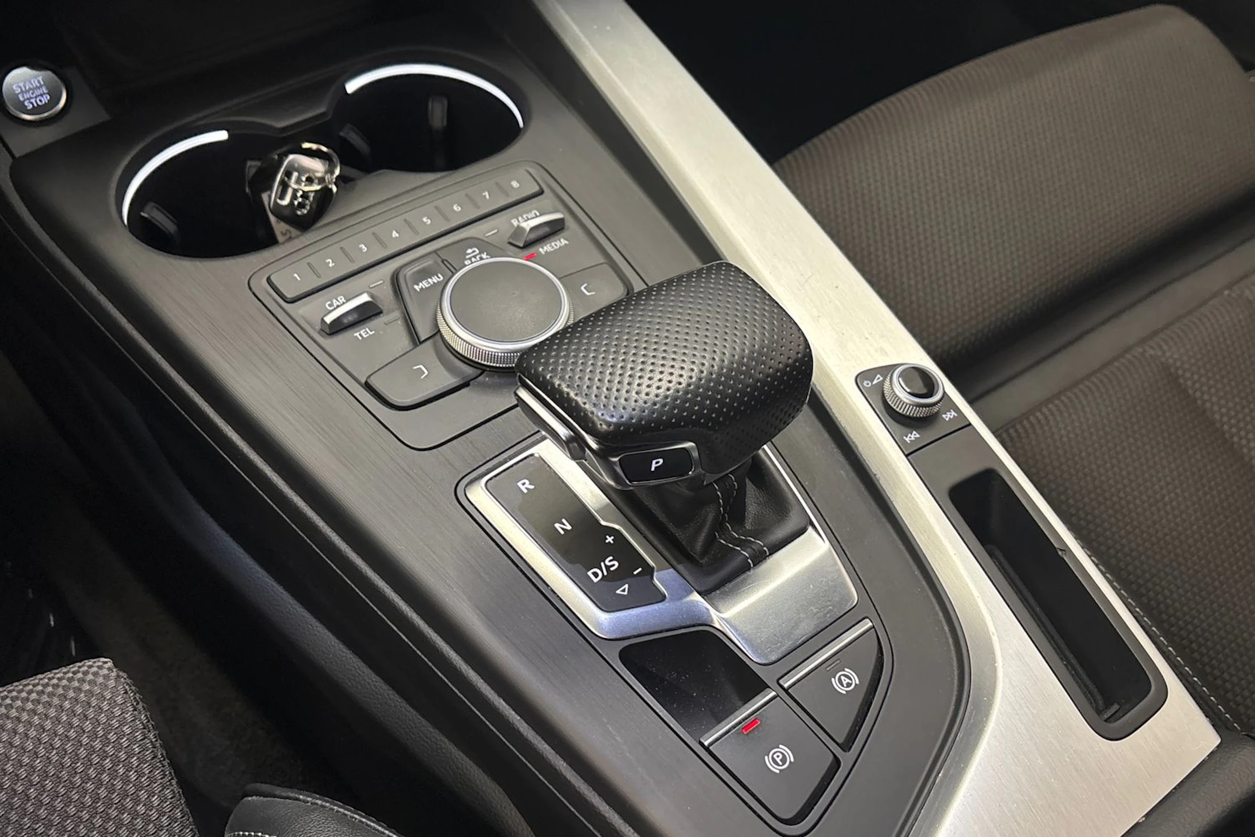 harmaa Audi A5 2018 kuva 28.