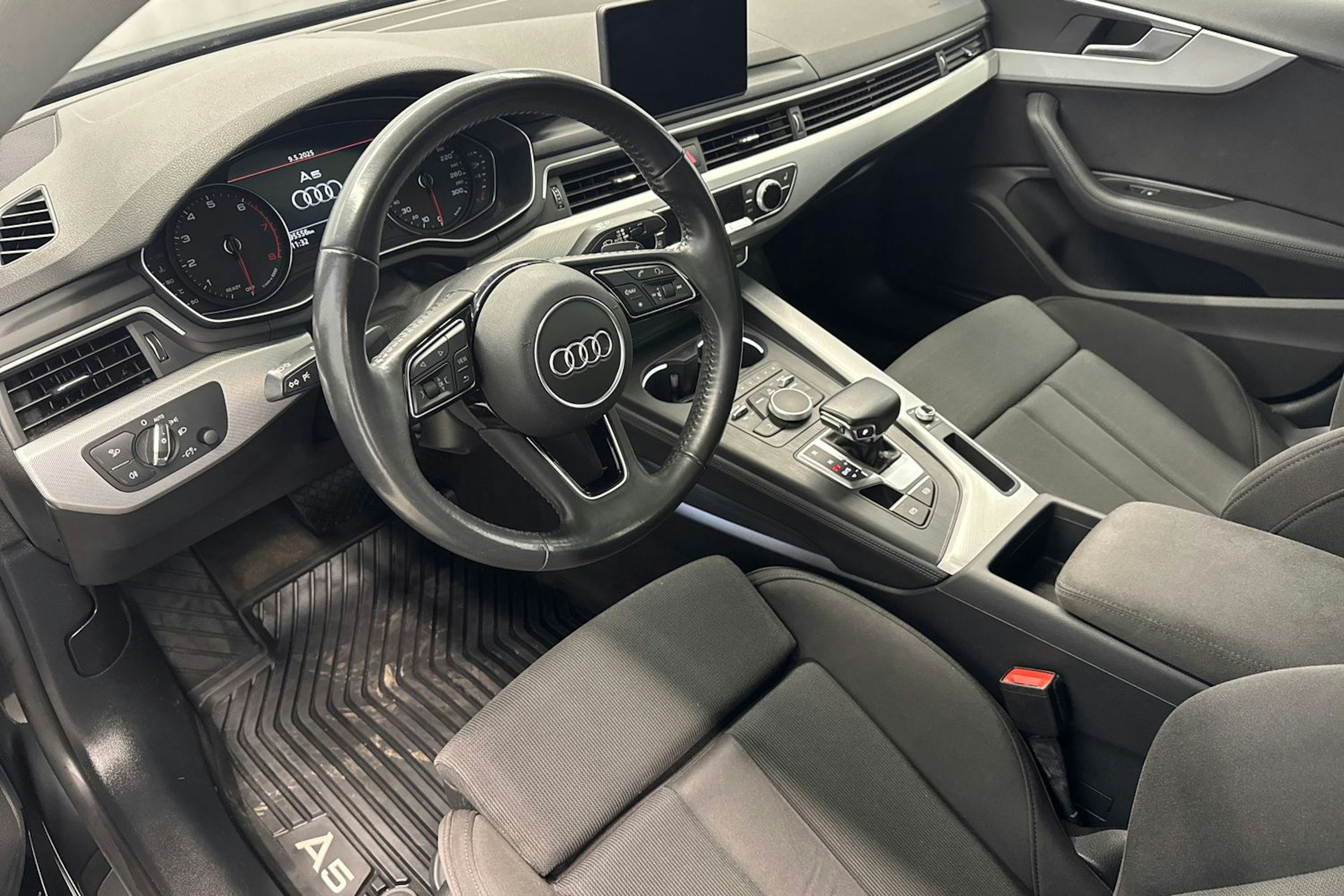 vihreä Audi A5 2018 kuva 7.