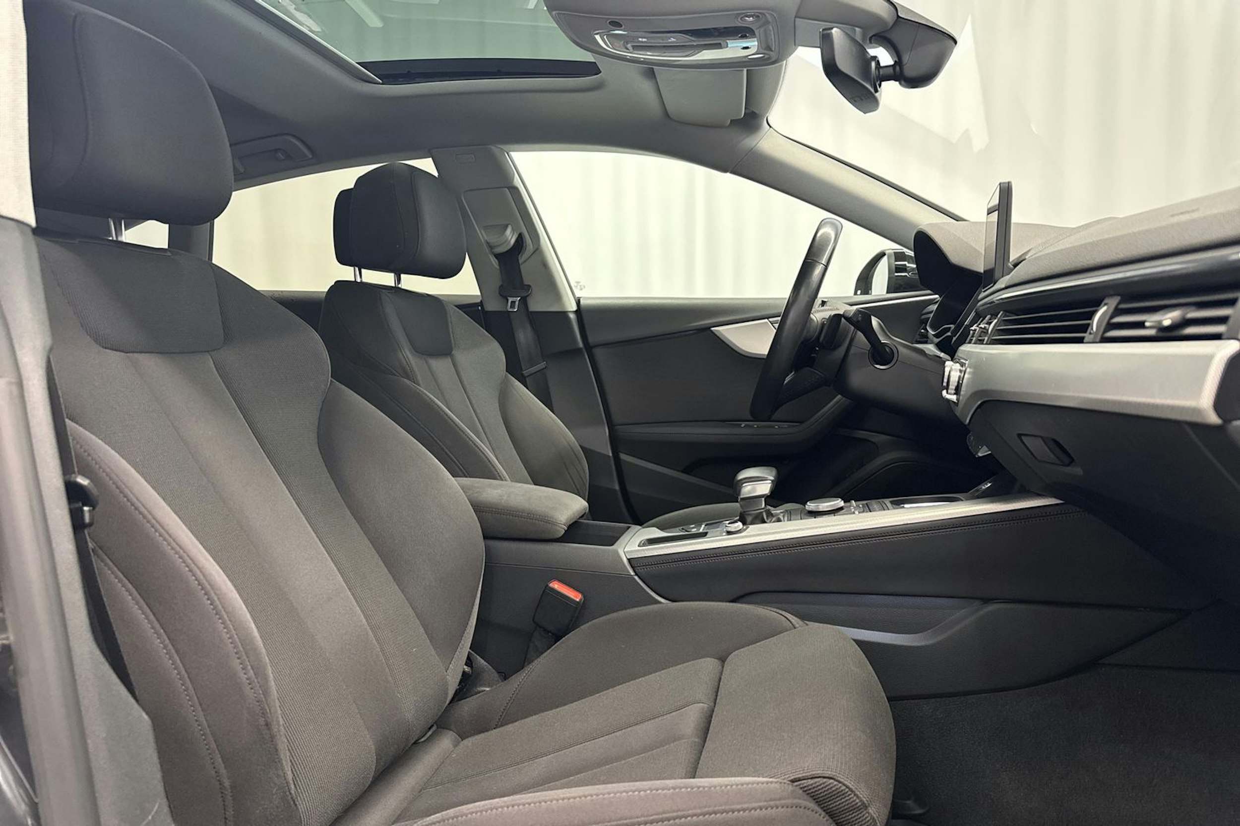 vihreä Audi A5 2018 kuva 15.